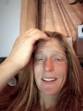 GoldenFlameGoddess online show from 11-26-25, 03:34