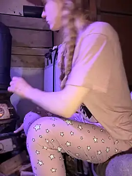 GoldenFlameGoddess online show from 02-03-26, 05:16