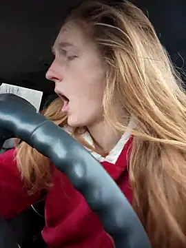 GoldenFlameGoddess online show from 12-19-25, 04:09