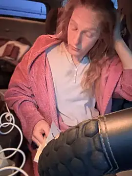 GoldenFlameGoddess online show from 02-11-26, 03:01