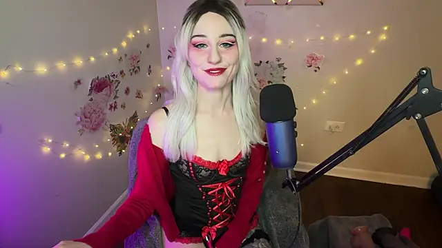 Starr1123 online show from 04-04-26, 03:46