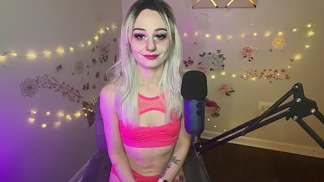 Starr1123 online show from 04-18-26, 03:31