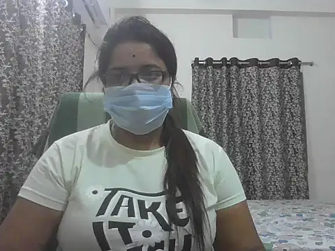 Snapshot of gyanvi1 chatting on 11-02-25, 05:40 gyanvi1 online show from 11-02-25, 05:40