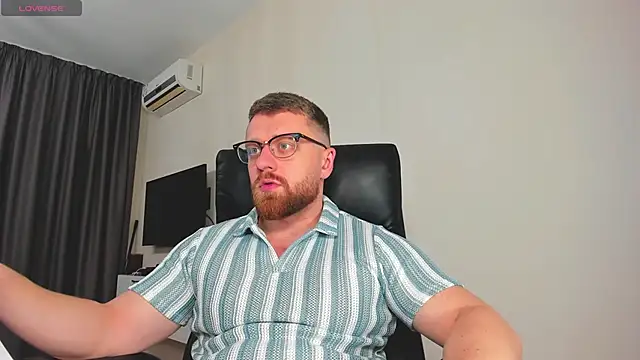 Findom guy online show from 02-06-26, 06:37