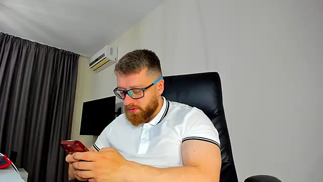 Findom guy online show from 04-16-26, 10:27