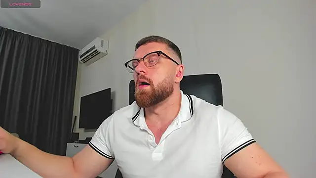 Findom guy online show from 02-05-26, 06:04