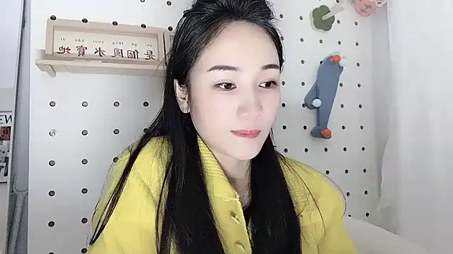 Snapshot of MIa59 chatting on 11-28-25, 02:23 MIa59 online show from 11-28-25, 02:23