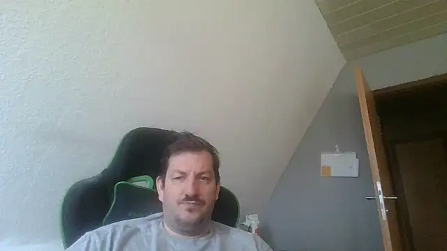 Golffahrer1982 online show from 09-11-25, 10:04