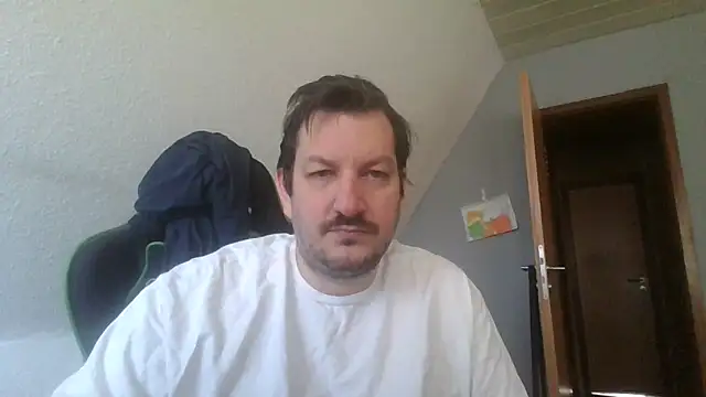 Snapshot of Golffahrer1982 chatting on 03-04-26, 09:17 Golffahrer1982 online show from 03-04-26, 09:17