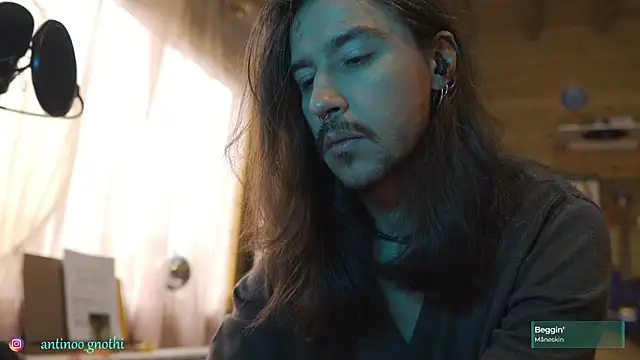 Snapshot of Antinoo_Gnothi chatting on 10-08-25, 03:46 Antinoo Gnothi online show from 10-08-25, 03:46