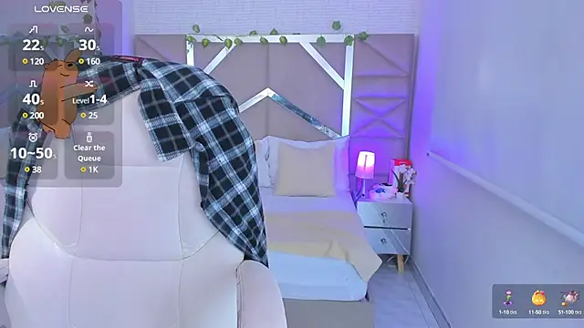 Zoe Lennoxx online show from 03-18-25, 04:50