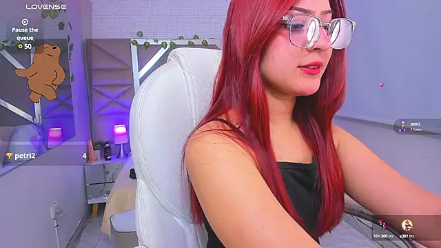 Zoe Lennoxx online show from 02-26-25, 01:43