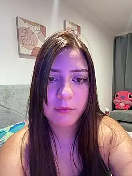Snapshot of Zoe_Lennoxx chatting on 06-18-26, 11:32 Zoe Lennoxx online show from 06-18-26, 11:32
