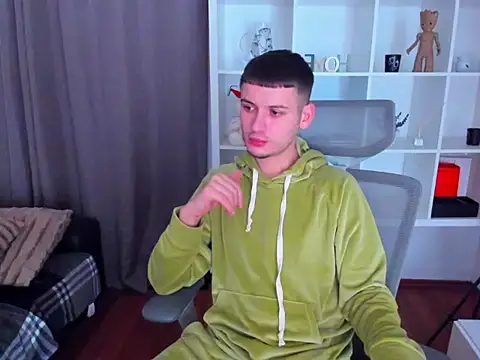 Snapshot of andboyfor6 chatting on 12-16-25, 08:51 andboyfor6 online show from 12-16-25, 08:51