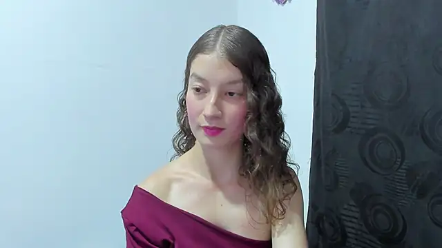 MiiaVolkova online show from 09-19-25, 11:53