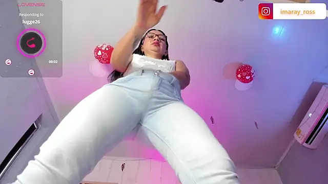 Snapshot of Imaray_1_ chatting on 02-13-26, 01:11 Imaray 1 online show from 02-13-26, 01:11