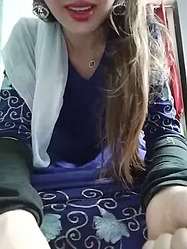 Snapshot of Noor_Darliing chatting on 06-08-26, 03:34 Noor Darliing online show from 06-08-26, 03:34
