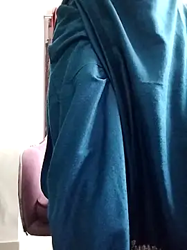 Noor Darliing online show from 04-15-26, 03:16