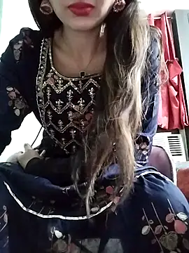 Snapshot of Noor_Darliing chatting on 05-01-26, 03:39 Noor Darliing online show from 05-01-26, 03:39