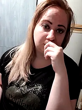 D Marinna online show from 02-21-26, 07:05