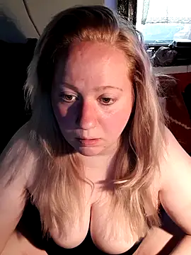 D Marinna online show from 03-28-26, 12:17