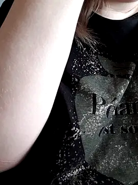 D Marinna online show from 02-22-26, 07:55