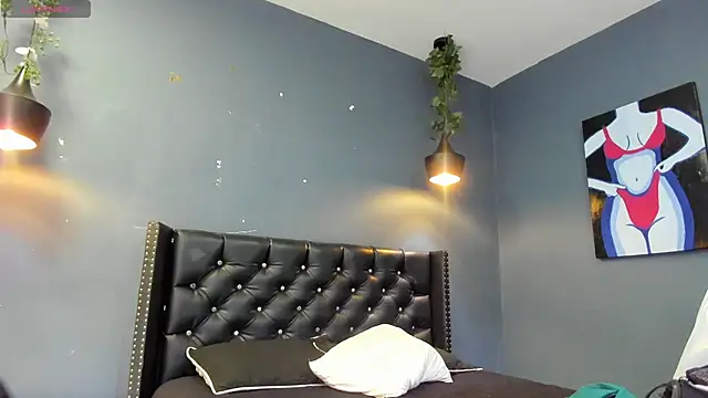 Sophiietaylor online show from 09-23-25, 11:34