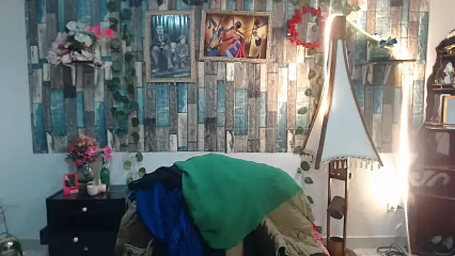 KarimaSarabe online show from 11-18-25, 08:56