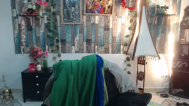 KarimaSarabe online show from 11-21-25, 08:41