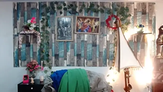 KarimaSarabe online show from 10-24-25, 09:14