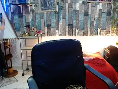 KarimaSarabe online show from 02-04-25, 12:19