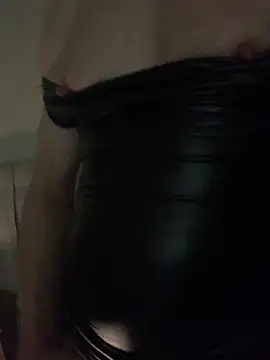 Snapshot of Sissynipple69 chatting on 06-21-26, 04:29 Sissynipple69 online show from 06-21-26, 04:29