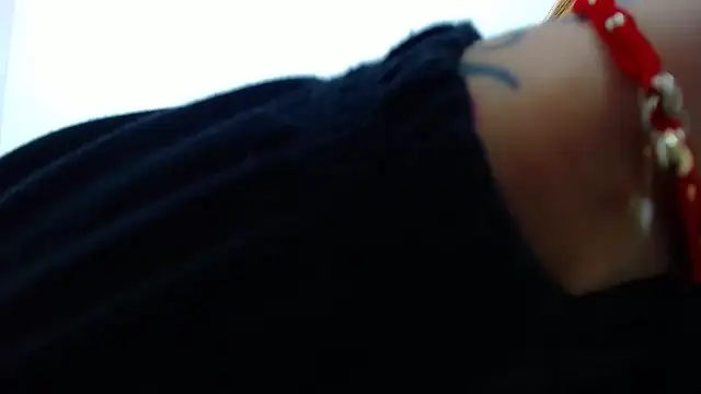 hanna rabbit  online show from 02-10-26, 12:53