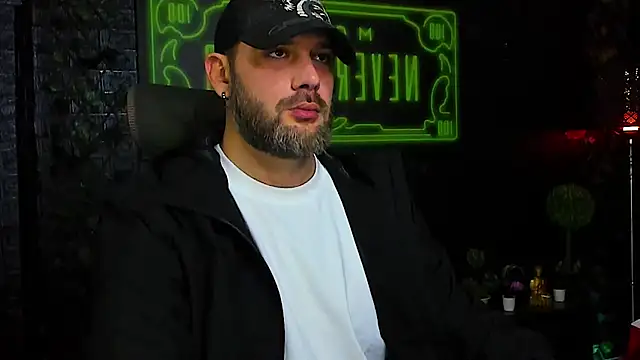 LexXHardy online show from 11-16-25, 11:37