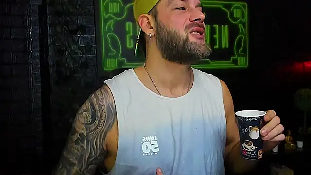 LexXHardy online show from 11-15-25, 07:56