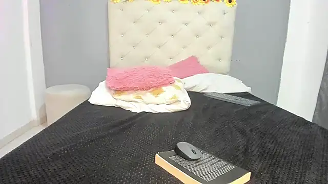 violetasimonz online show from 01-28-25, 07:00