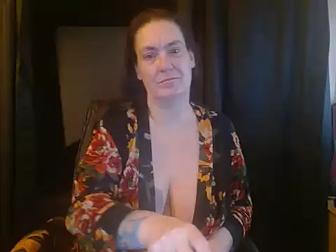 SimoneMoore online show from 02-23-25, 09:48