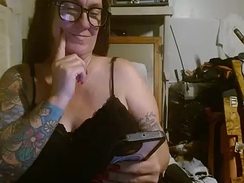 SimoneMoore online show from 03-24-26, 03:28