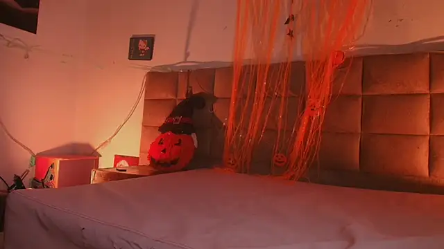  sex mia online show from 10-24-25, 07:24