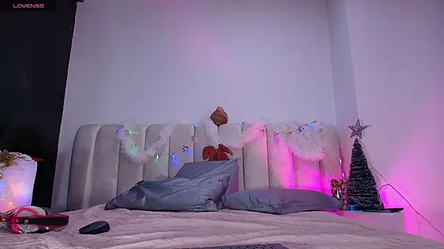  sex mia online show from 12-17-25, 07:19