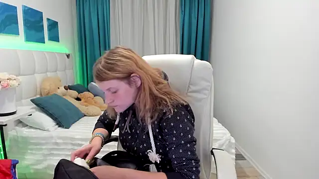 Kathlyn  Heath online show from 10-10-25, 07:15