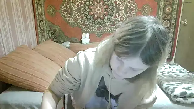 Kathlyn  Heath online show from 12-21-25, 08:20