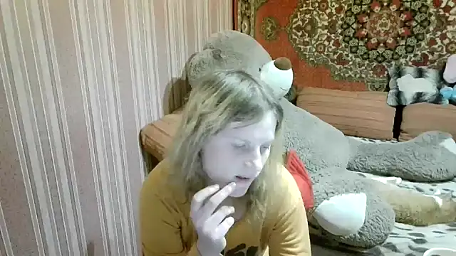 Kathlyn  Heath online show from 12-16-25, 03:38