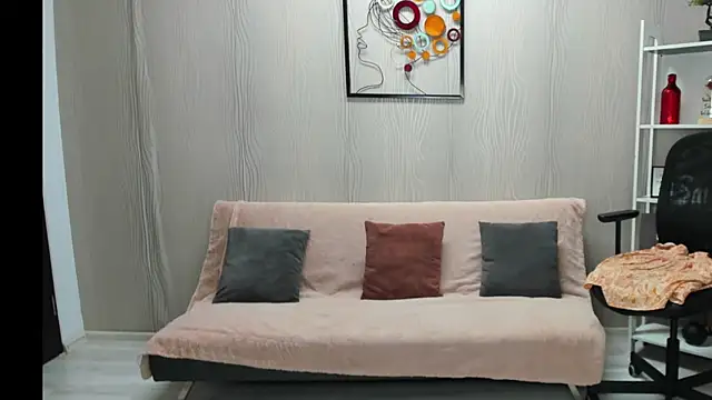 Cassandra Hotty online show from 01-14-26, 04:27