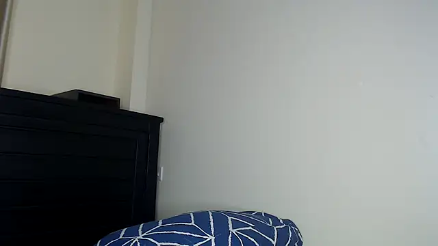 NIKKIE LOVE online show from 03-30-26, 07:32