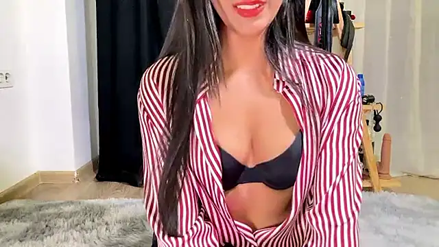 Snapshot of Nisha2708 chatting on 09-14-25, 05:57 Nisha2708 online show from 09-14-25, 05:57