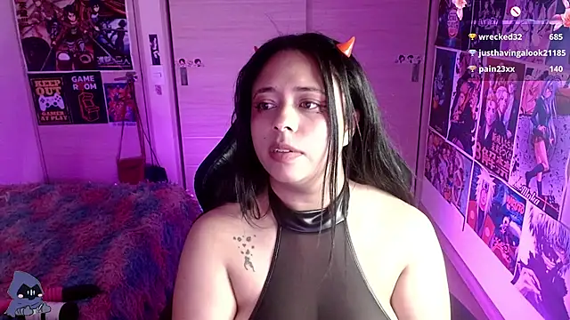 Snapshot of Emmachan19 chatting on 03-03-25, 09:55 Emmachan19 online show from 03-03-25, 09:55