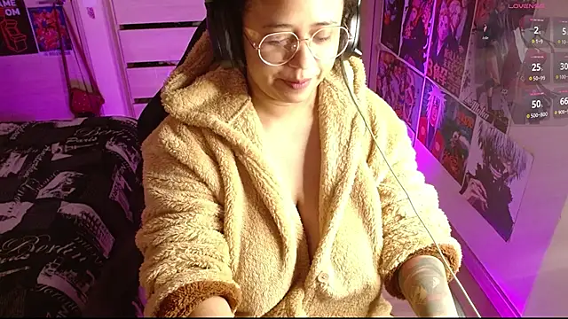 Emmachan19 online show from 01-06-26, 06:50