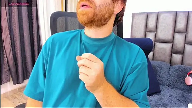 Snapshot of michacosio chatting on 01-19-26, 02:59 michacosio online show from 01-19-26, 02:59