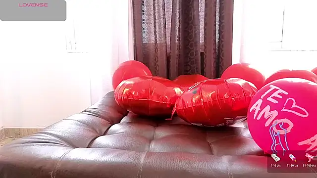 Snapshot of michacosio chatting on 02-10-26, 02:16 michacosio online show from 02-10-26, 02:16